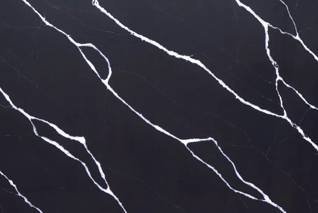 Acabado Solid Surface Betacryl Marquina Black negro veteado para muebles de baño a medida